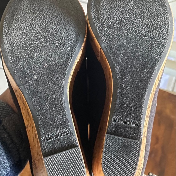 black open toe cork wedges worn only a few times - Picture 2 of 4